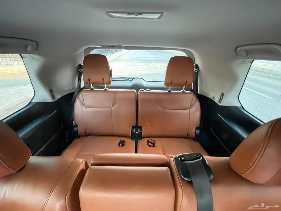 لكزس 2014 LX570 فل سعودي 12