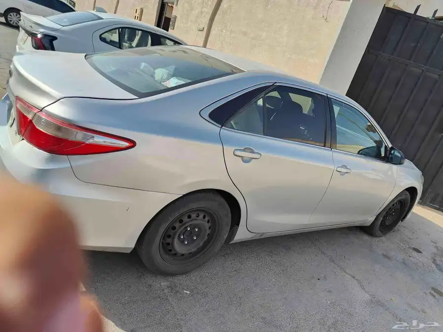 TOYOTA CAMRY GL 2017 MODEL 5