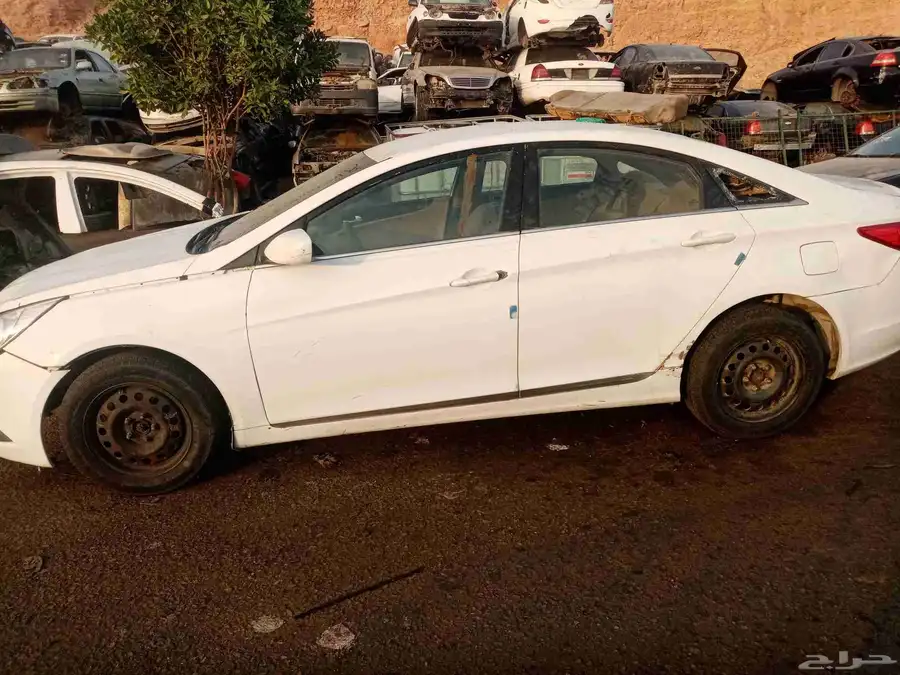 سوناتا 2012 تشليح قطع غيار تشليح الحمدانية جدة 0