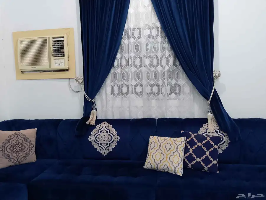 اثاث مستخدم نظيف جدا بسعر الفين ريال نهائي 5