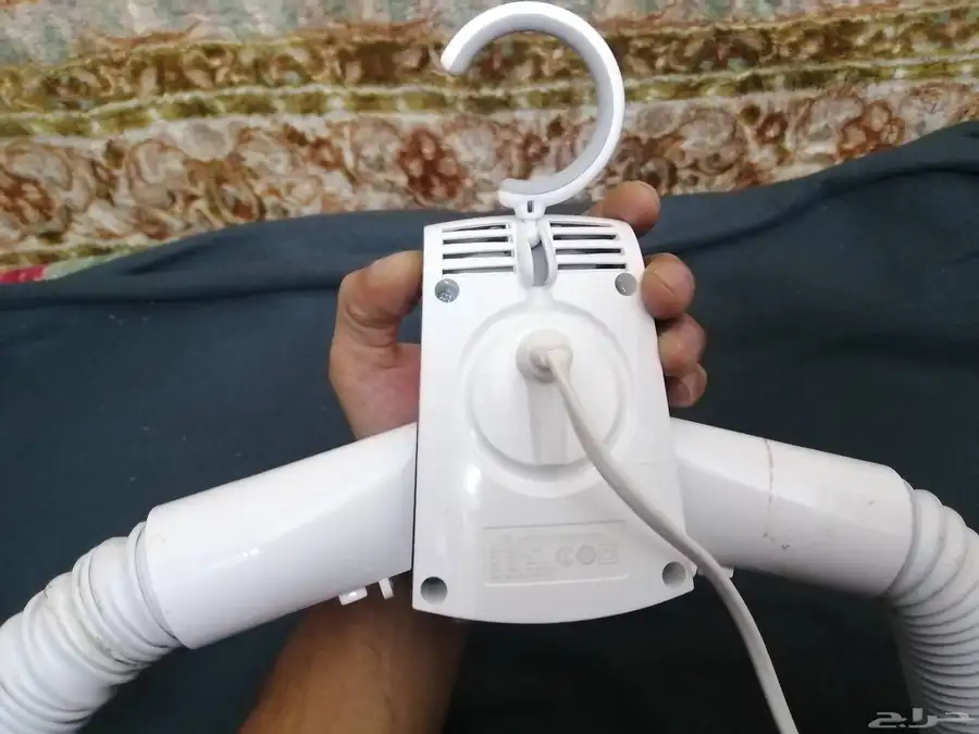 مجفف ملابس محمول أو شماعة تجفيف كهربائية سخن وبارد للبيع 4