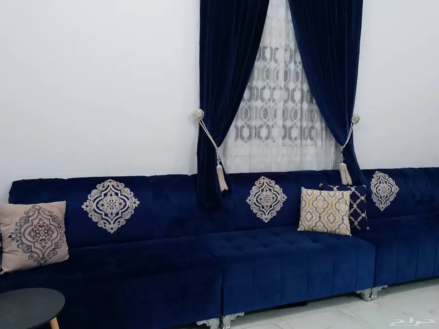 اثاث مستخدم نظيف جدا بسعر الفين ريال نهائي 6