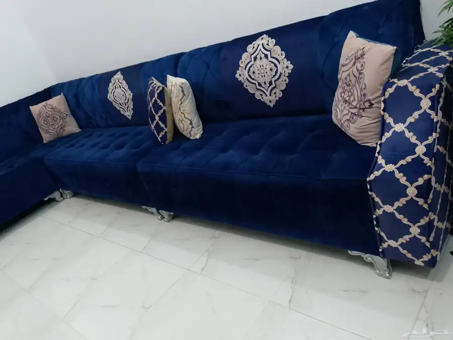 اثاث مستخدم نظيف جدا بسعر الفين ريال نهائي 8