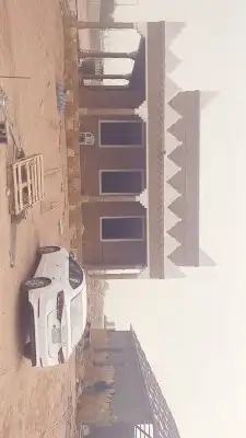 لتنفيذ الاعمال التراثيه من الطين والحجر  ج 8