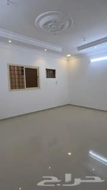 شقة للإيجار بالحلقة الغربية بالطائف 7