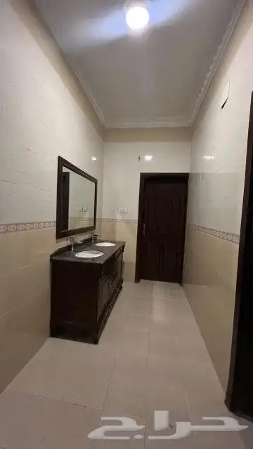 شقة للإيجار بالحلقة الغربية بالطائف 2