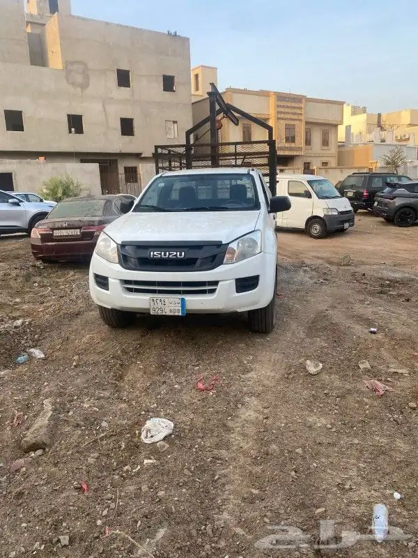 مطلوب يونات لي الاجار الشهري بكون عليهو ونش للتحميل الابل 3