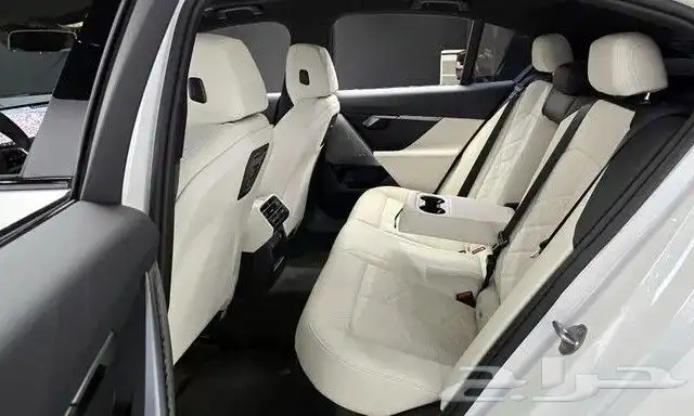 BMW 520I M Sport 2024 داخليه اوف وايت - استيراد من كوريا index