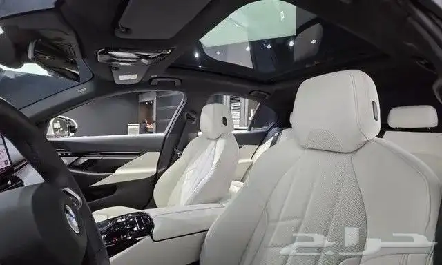 BMW 520I M Sport 2024 داخليه اوف وايت - استيراد من كوريا 15