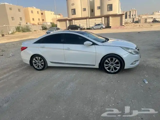 سوناتا 2013 البدي في بعض رشوش قير مكينه على شرط 2
