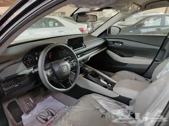 هوندا اكورد 2025 Lx ستاندر 4