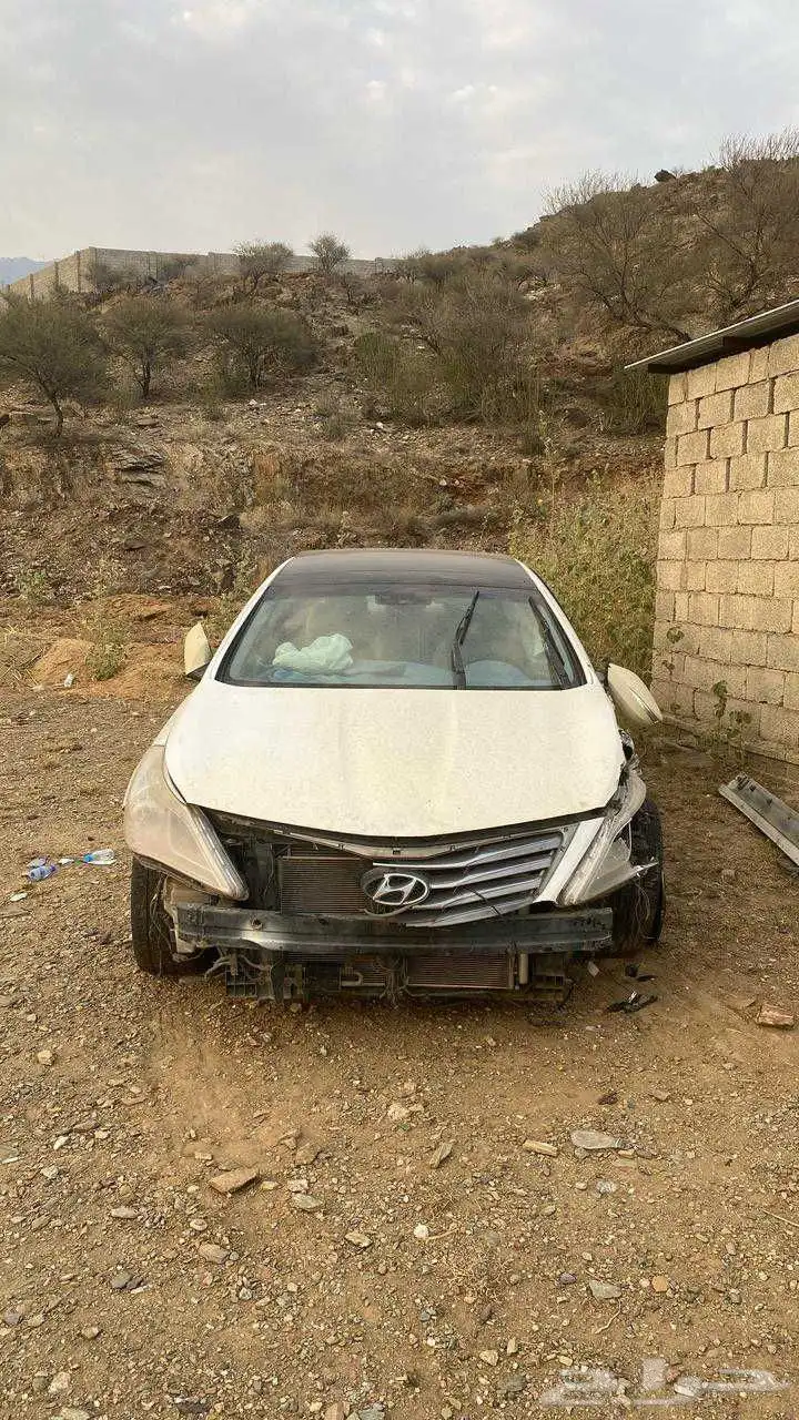 ازيرا للبيع على وضعها الراهن 0