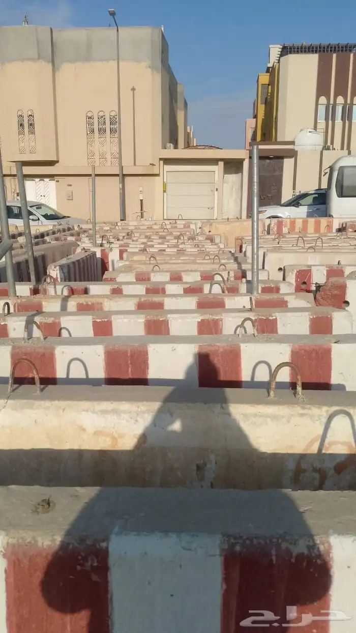 توريد حواجز خرسانيه جديد ومستخدم 17