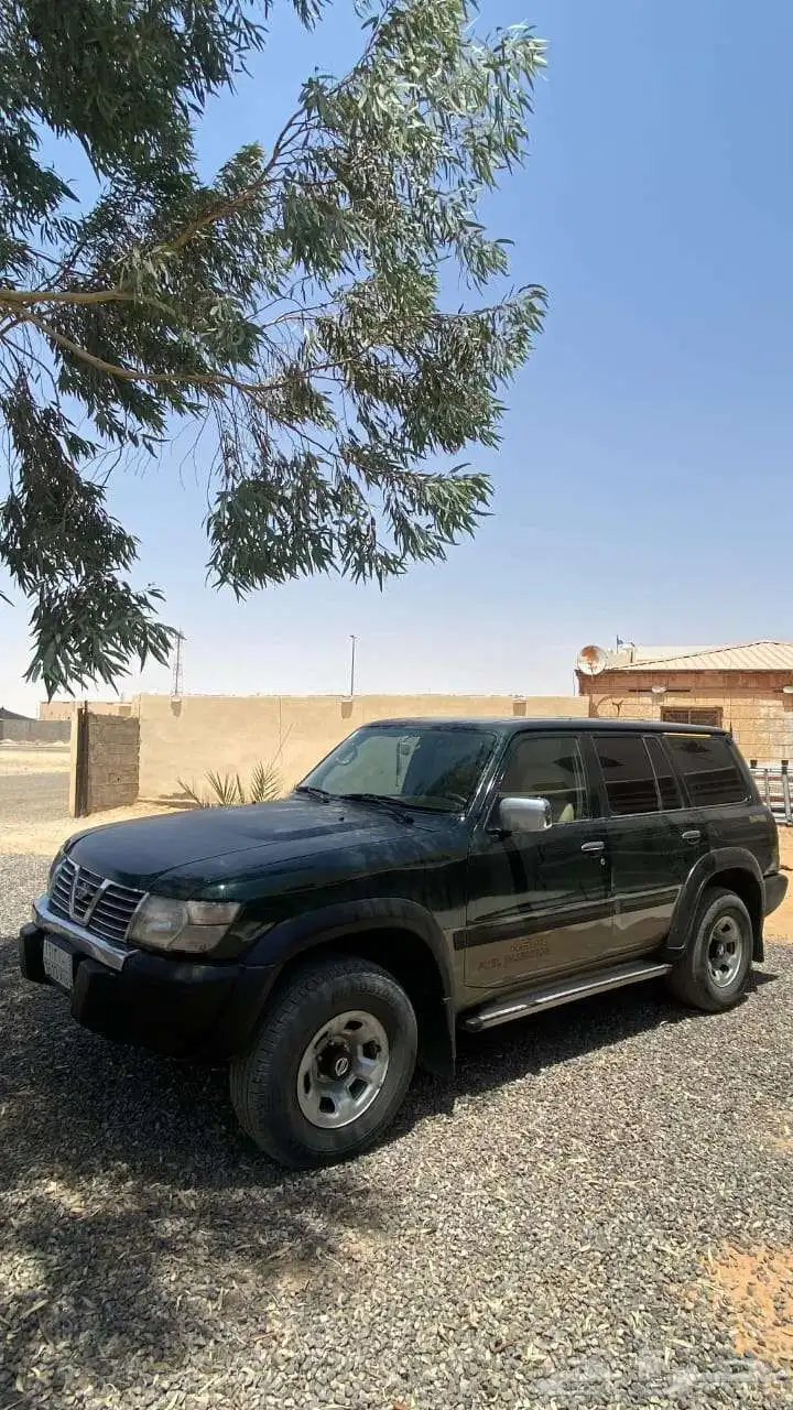جيب نيسان موديل 98 حجمه4500 دبلات ومكيفاته نظيفه قير عادي في 0