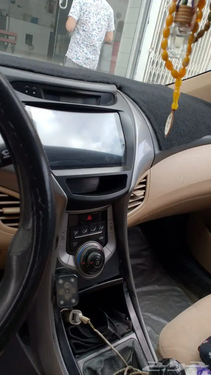 HYUNDAI ELANTRA 2014 3