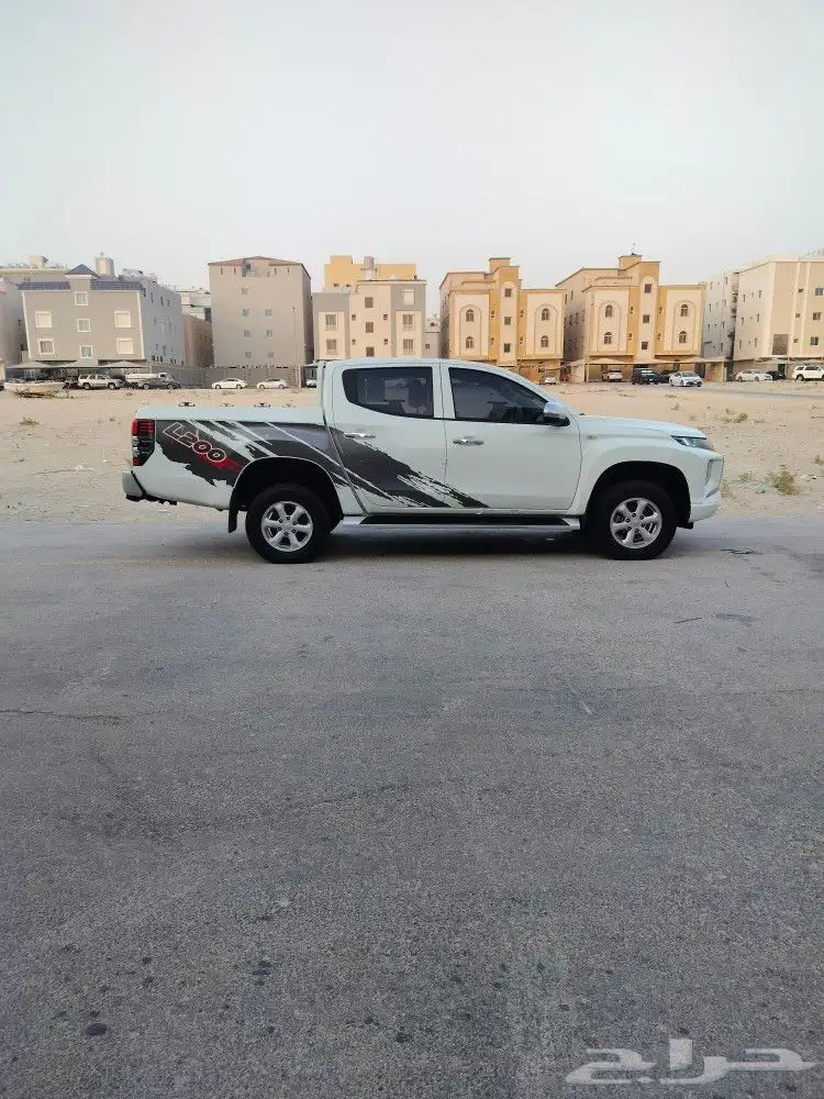 مستوبيشي L200 موديل 2022 5