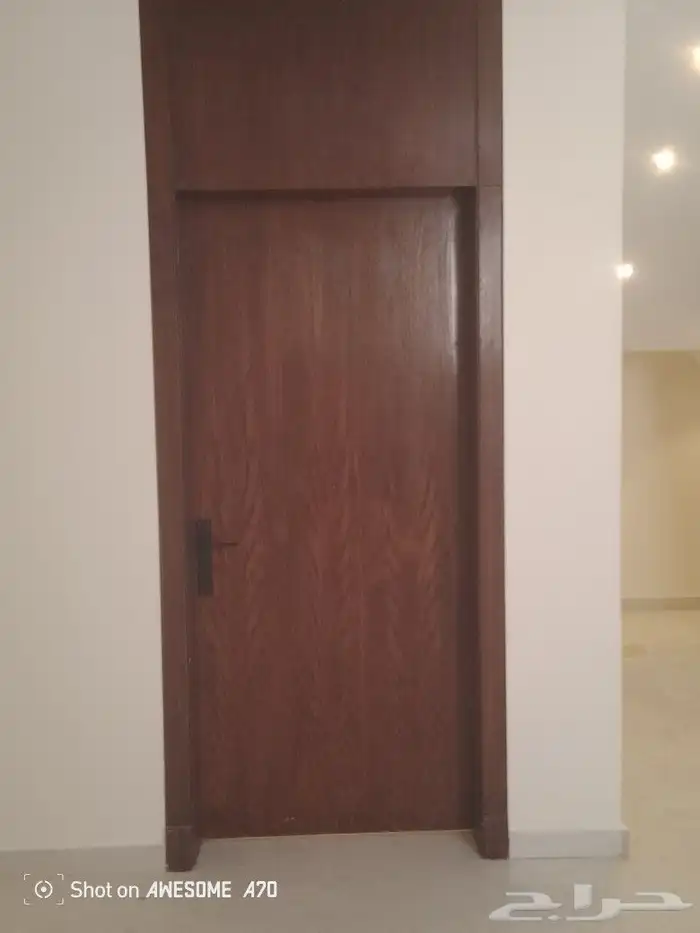 تصنيع الابواب الخشبيه الحديثه 1
