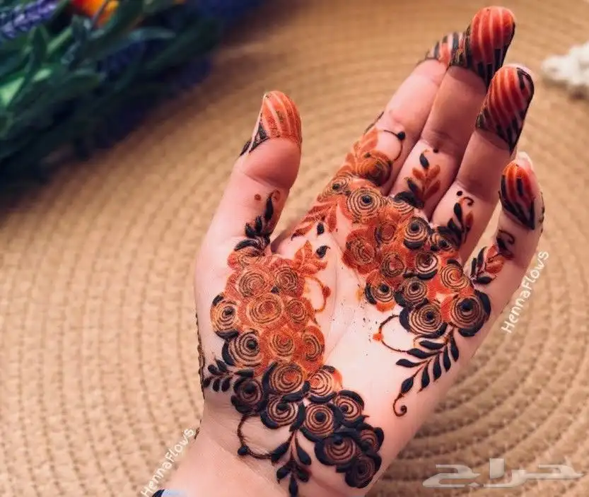 نقاشه الرياض نقش حناء الرياض 1