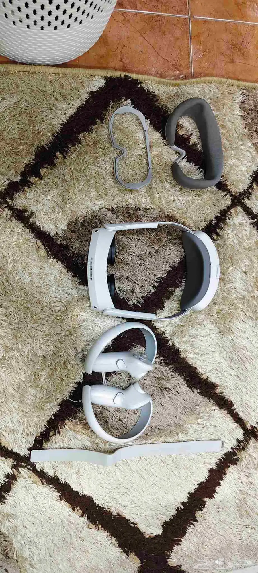 نظارة pico 4 المساحه 128 12 النضارة بحاله ممتازه 2