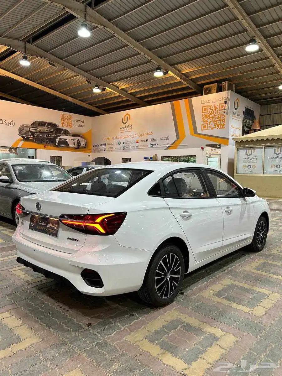 ام جي 5 استاندر موديل 2025 6