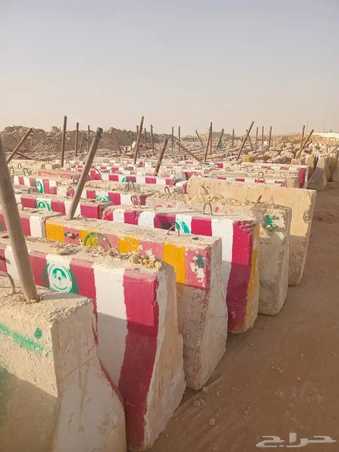 توريد حواجز خرسانيه جديد ومستخدم 1