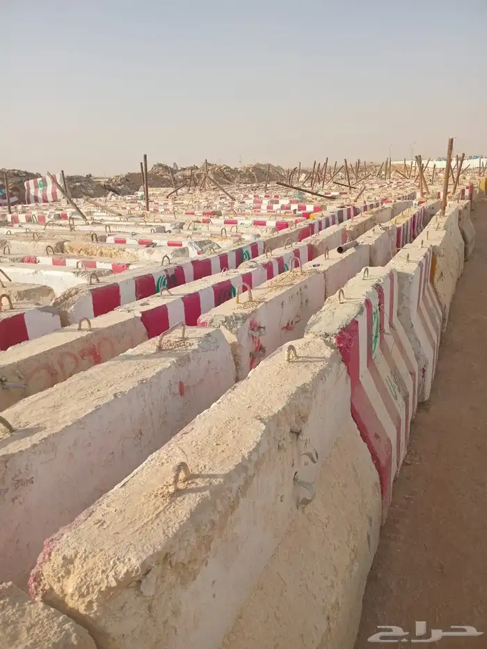 توريد حواجز خرسانيه جديد ومستخدم 2