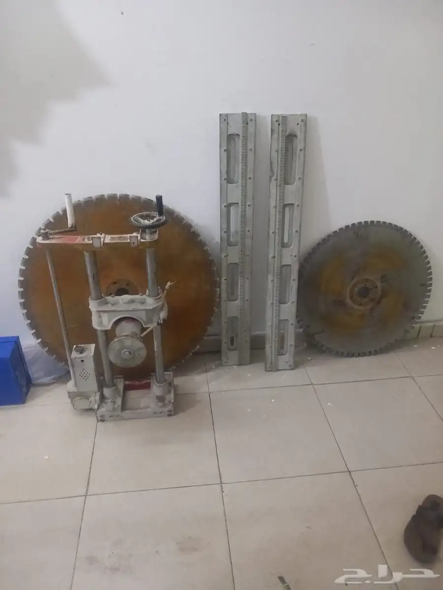 قص درايش وابواب خرسانه وبلوك وتوسيع جدران وتخريم في أبها 2