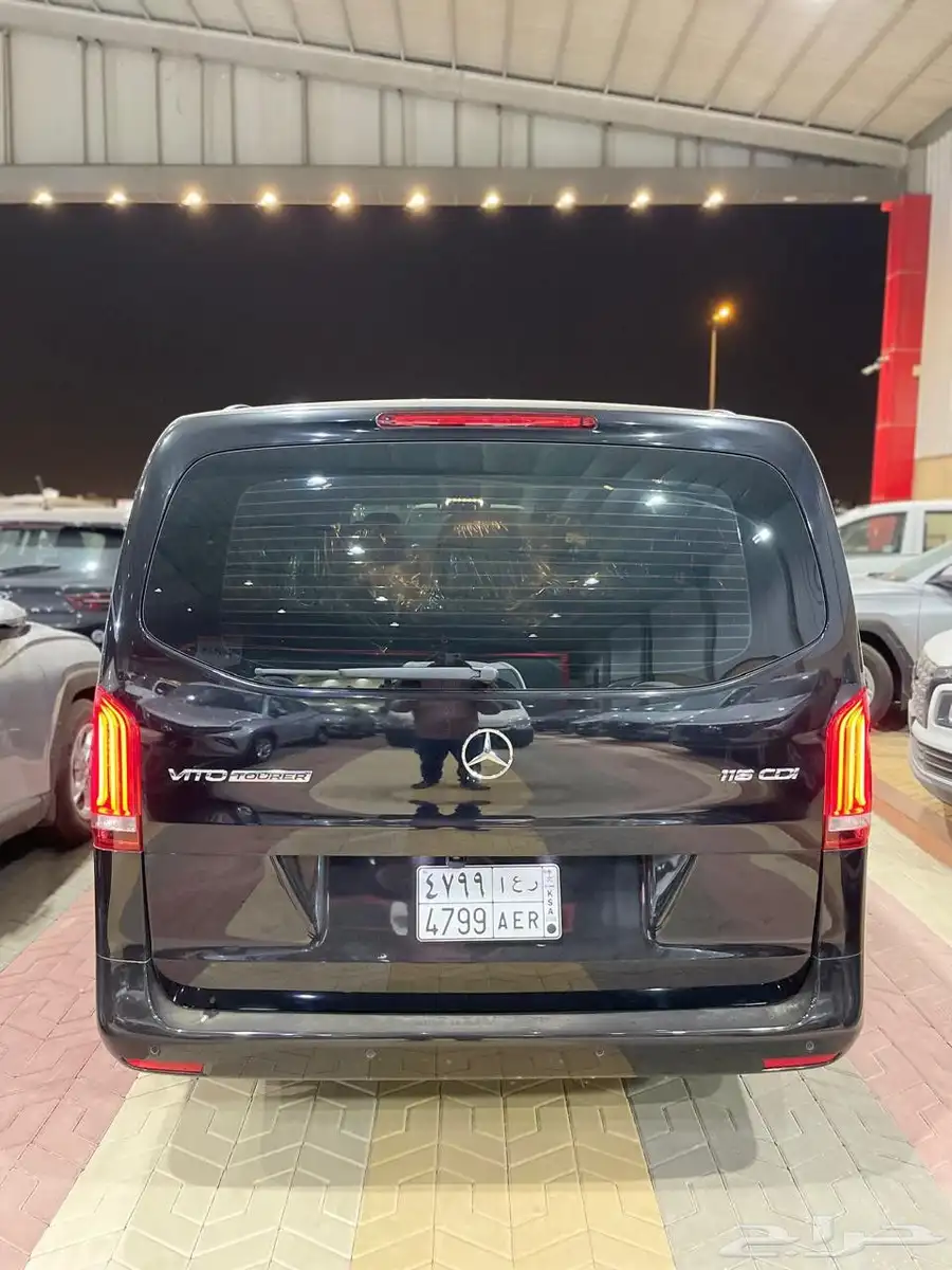 مرسيدس الفئة V 12