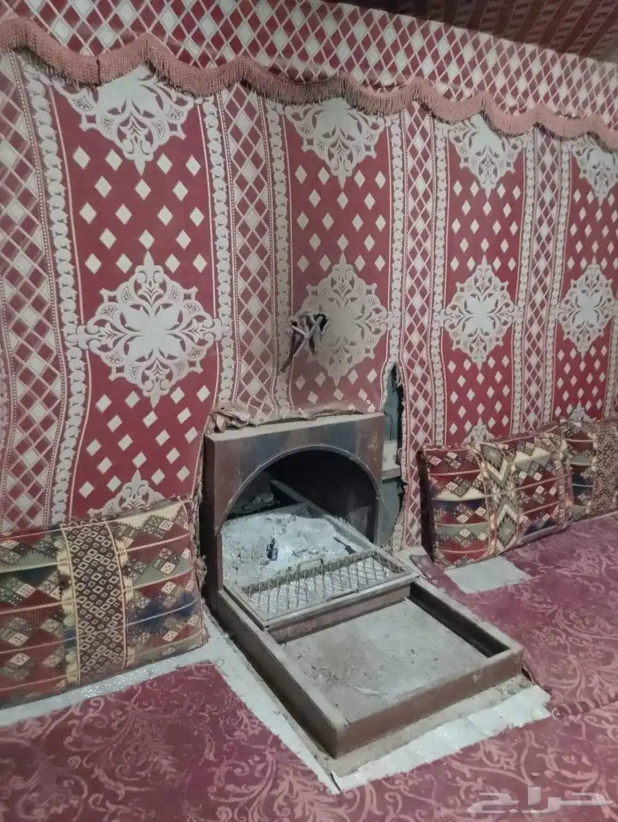 بيت شعر للبيع 1