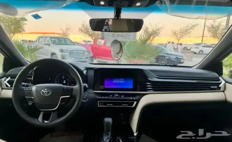 تويوتا كامري LE بنزين. 2025 3