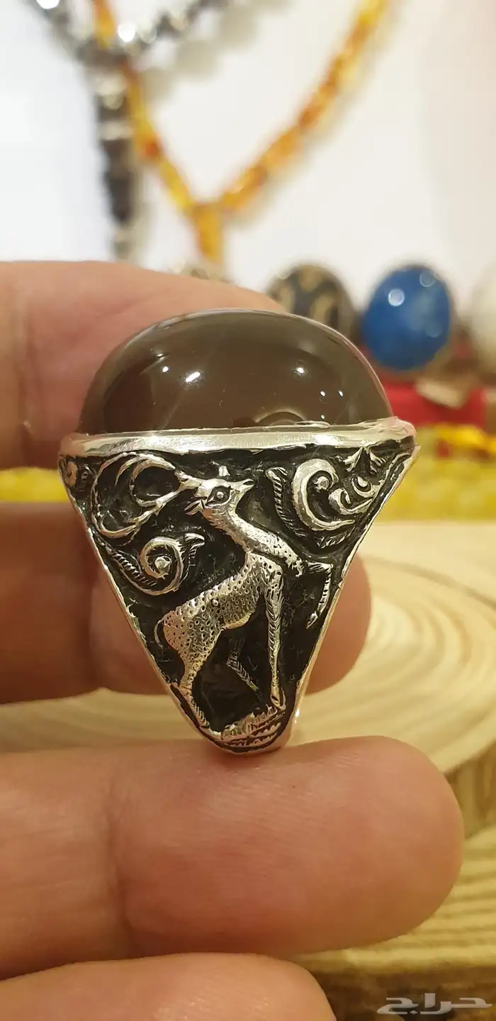 خاتم عقيق يماني كرزي قبه فاخر ومميز 0