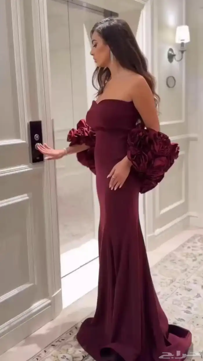 تشكيله من فساتين بريق السهرة 48