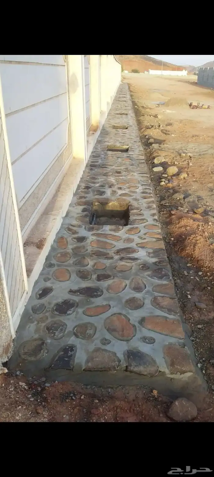 ممرات ارضيه ورباريب احجار نهريه بمقاسات مختلفه 0