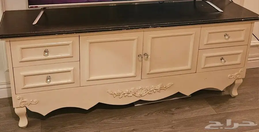 طاوله تلفزيون تفصيل خشب 2