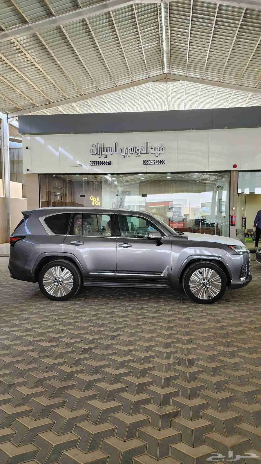 لكزس LX600 BB سعودي رمادي جملي 2025 ( بطاقه جمركيه ) 4