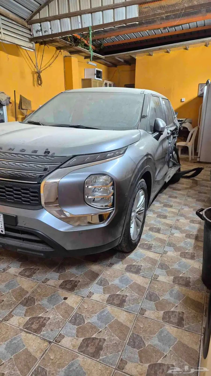 MITSUBISHI OUTLANDER ميستسوبيشي اوتلاندر مصدوم 2024 index