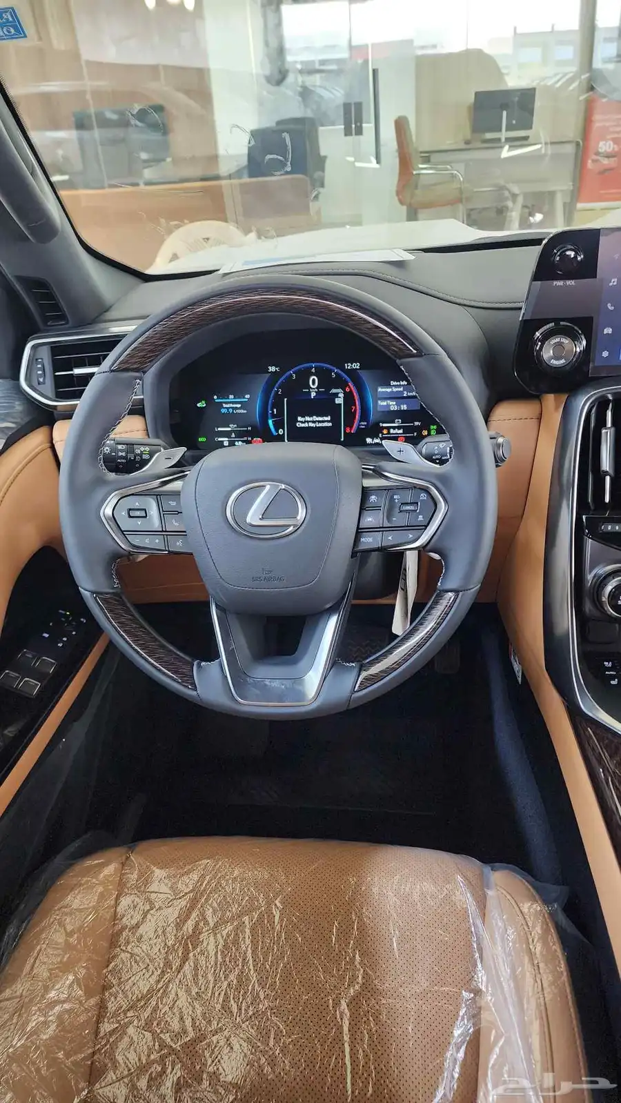 لكزس LX600 BB سعودي رمادي جملي 2025 ( بطاقه جمركيه ) 9
