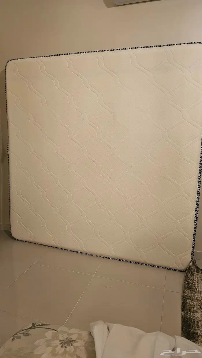 مرتبة نفرين للبيع شبه جديده 0