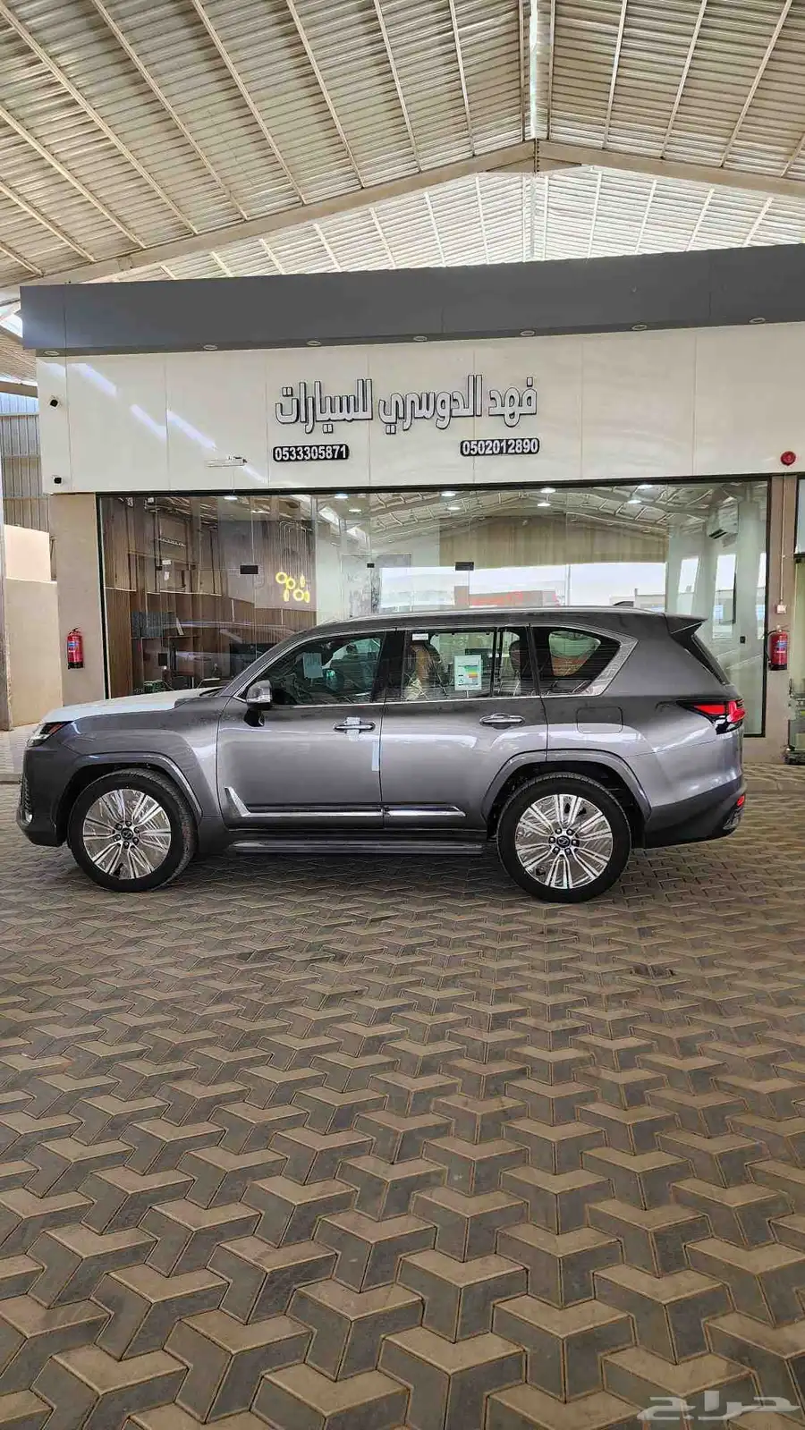 لكزس LX600 BB سعودي رمادي جملي 2025 ( بطاقه جمركيه ) 3