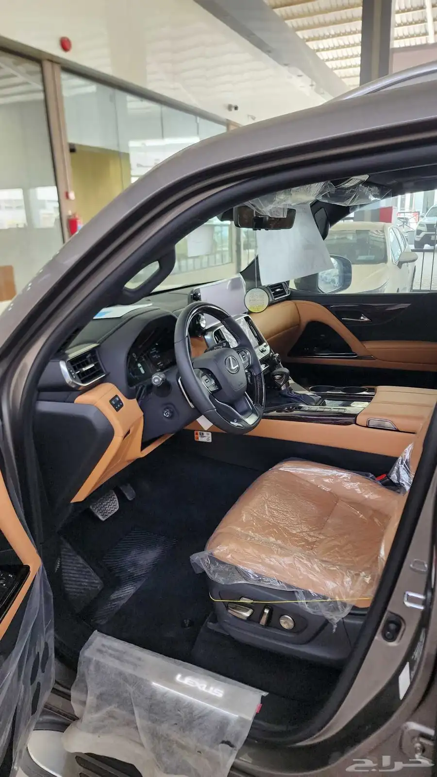 لكزس LX600 BB سعودي رمادي جملي 2025 ( بطاقه جمركيه ) 6