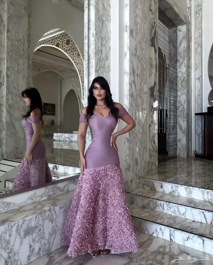 تشكيله من فساتين بريق السهرة 28