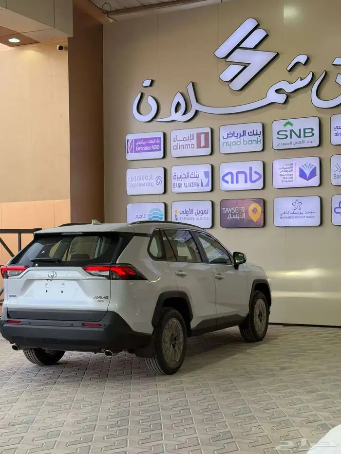راف 4 XLE دبل 2025 بنزين 3