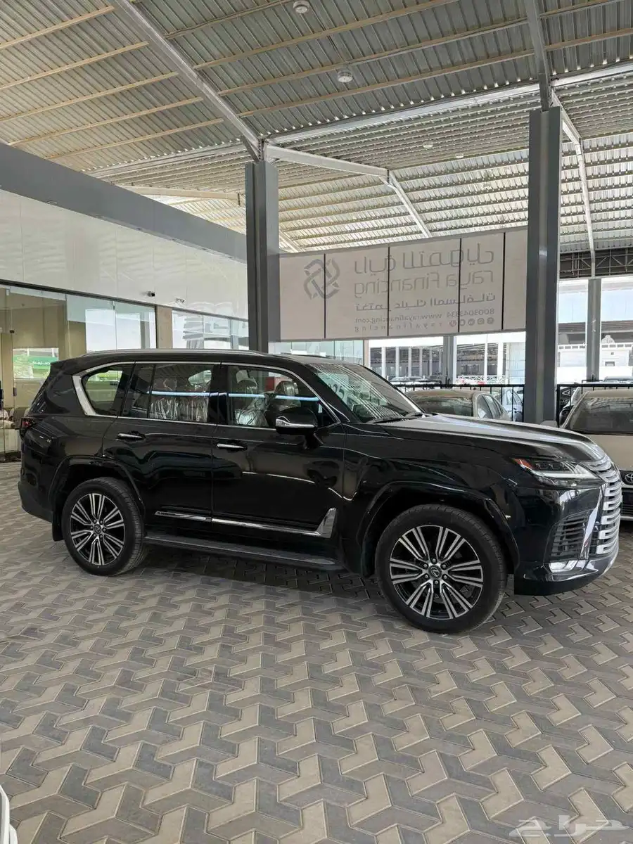 لكزس LX600 BB وارد الساير اسود جملي 2025 (باقل سعر ) 15