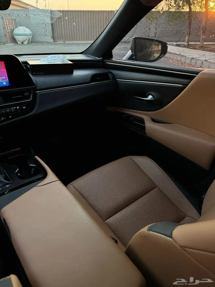 لكزس ES300H هايبرد للبيع 33