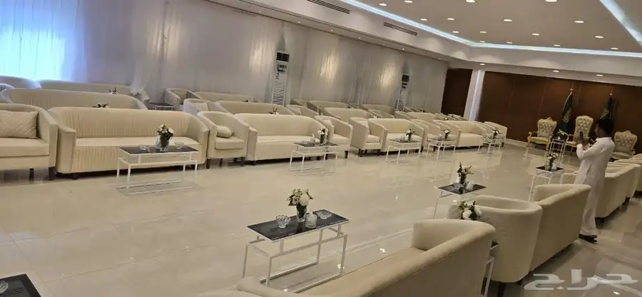 تاجير كنب تاجير طاولات تاجير كراسي 0