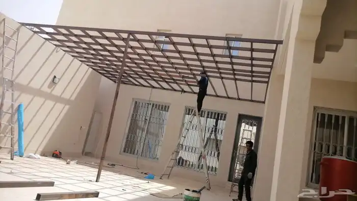 مظلات سواتر الضل مظلات سواتر برجولات هناجر خيم ملكي ابواب شب 0