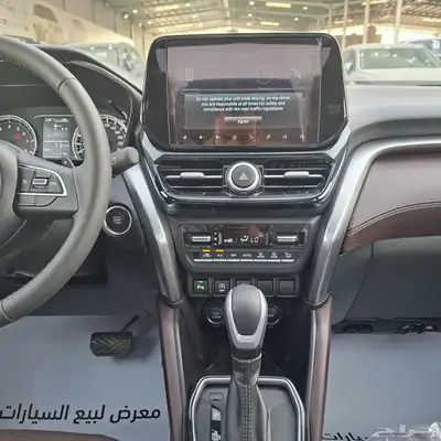 تويوتا اوربان كروزر 2025 سقف اسود فل السعر 82 شامل الضريبه 17