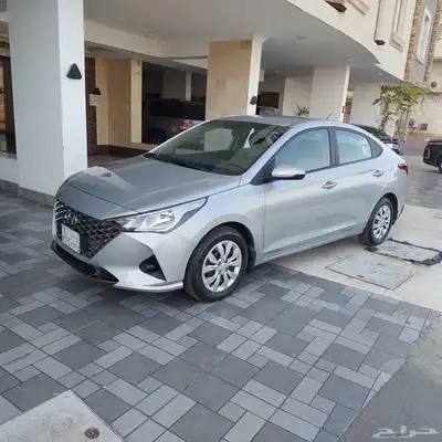 للبيع هونداي اكسنت موديل 2023 استاندر 9