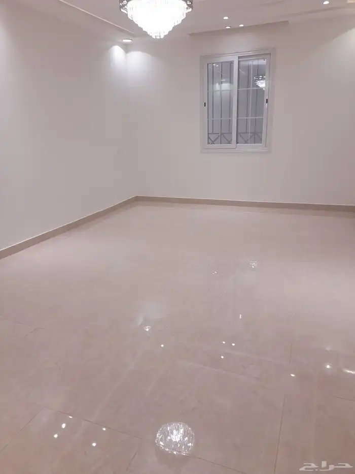 شركة تنظيف شقق فلل منازل غسيل خزانات مجالس كنب فرش مساجد 5