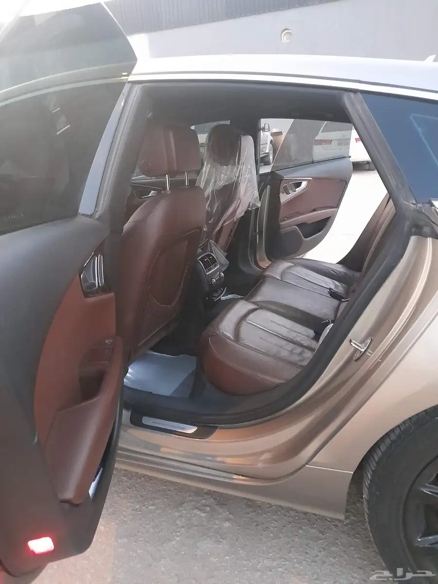 ((فرصة ذهبية سيارة اودي A7 2011 5
